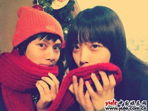 f(x)雪莉织围巾送sj金希澈,最新服装图片-围益美商城