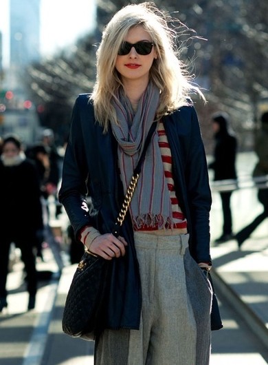 围巾巧搭新花样 街拍达人就是你