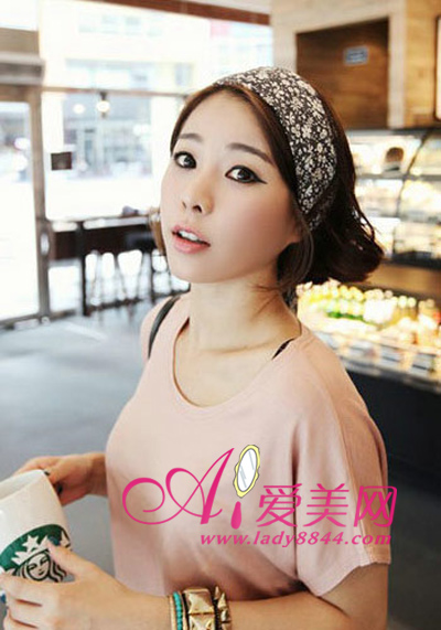  围巾控看过来 秋季多种系法随你搭  