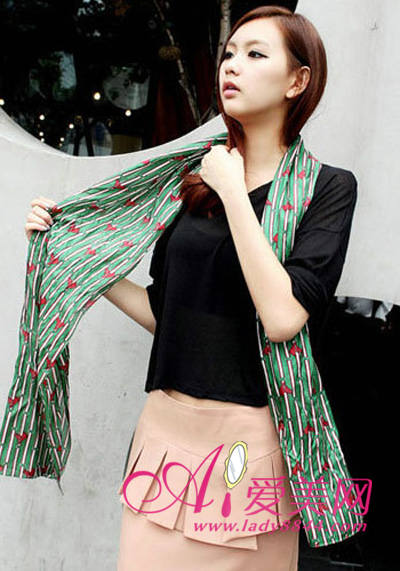 围巾控百变系法,最新服装图片-围益美商城