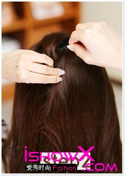 3款更搭围巾的优雅发型DIY(组图)