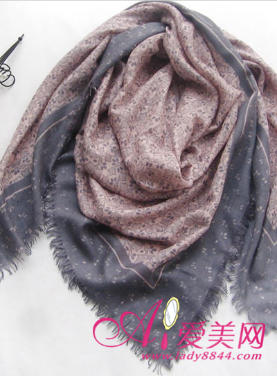  淡雅清新保暖围巾 日系森女心头好 