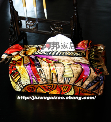 巧用旧丝巾做漂亮纸巾盒4