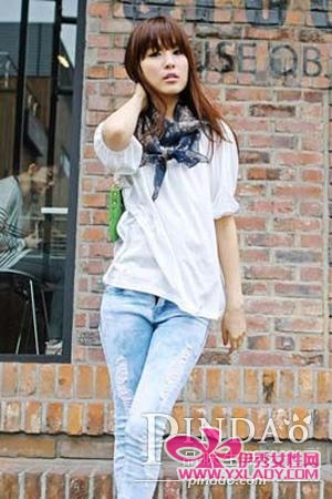 时尚升级 品味春天之丝巾风情,最新服装图片-围益美商城