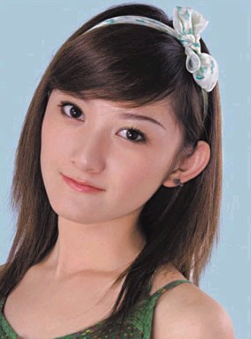 丝巾新系法 甜美梦幻芭比蝴蝶结,最新服装图片-围益美商城