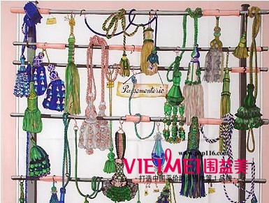 做心细女人 选出彩丝巾 自信最美,最新服装图片-围益美商城