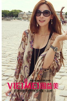 时尚围巾靓丽搭配 美女们的选择,最新服装图片-围益美商城