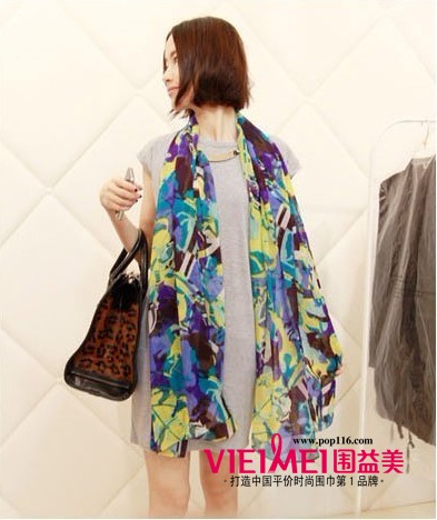 韩系围巾随意搭 展现出你的魅力,最新服装图片-围益美商城