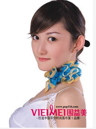 献给职场女人的丝织方巾,给你利落的感觉,最新服装图片-围益美商城