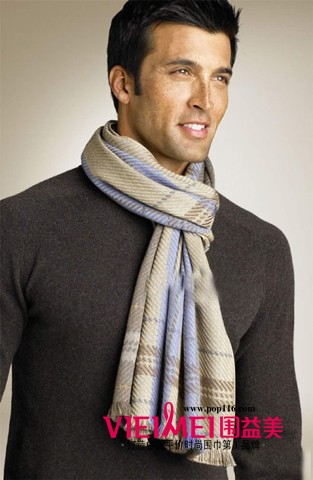 经典搭配:丝巾与衬衫的王子情缘,最新服装图片-围益美商城