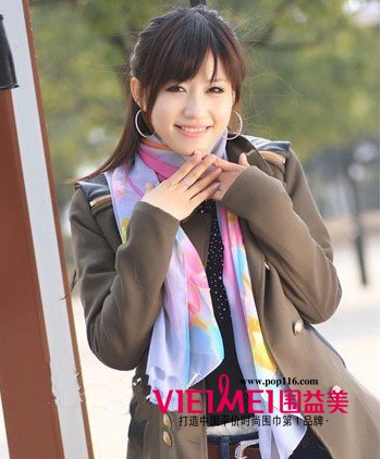 每天都有不一样的感觉    小丝巾  大文章,最新服装图片-围益美商城