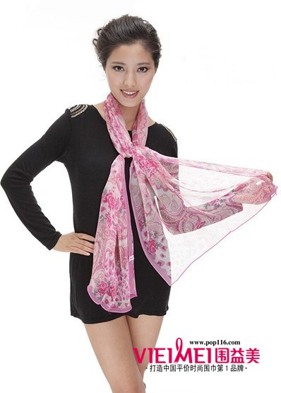 小小的改变  让你的魅力四射  丝巾的不同系法 总有你想不到的,最新服装图片-围益美商城