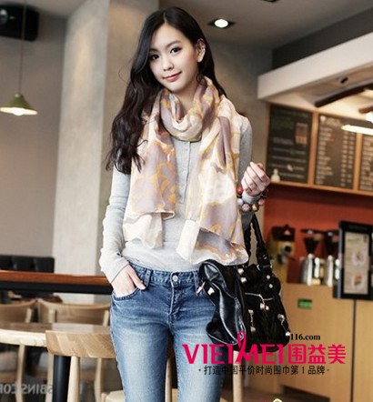 丝巾俏丽搭配 做可爱女生,最新服装图片-围益美商城