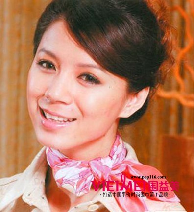 腈纶质地便于保持围巾的形状不变形,最新服装图片-围益美商城