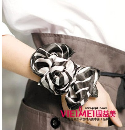 选择丝巾的小技巧,最新服装图片-围益美商城