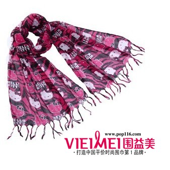 新丝巾搭配  美女和你齐上阵 展现时尚女人风味,最新服装图片-围益美商城