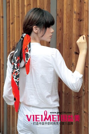 丝巾衬身材，会起到不一样的效果哦。,最新服装图片-围益美商城