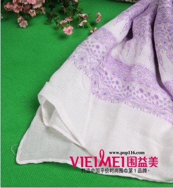 时尚学院风 时尚围巾时尚达人带你走进学院风采,最新服装图片-围益美商城