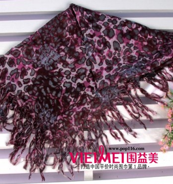 穿衣打扮 简单实用 时尚搭配 美容知识,最新服装图片-围益美商城