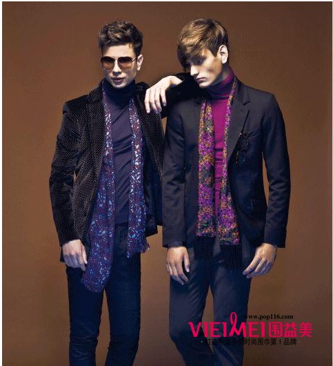 男士时髦围巾 色调搭配,最新服装图片-围益美商城