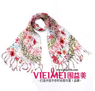 各式时尚丝巾齐上架 完美变身时尚达人,最新服装图片-围益美商城