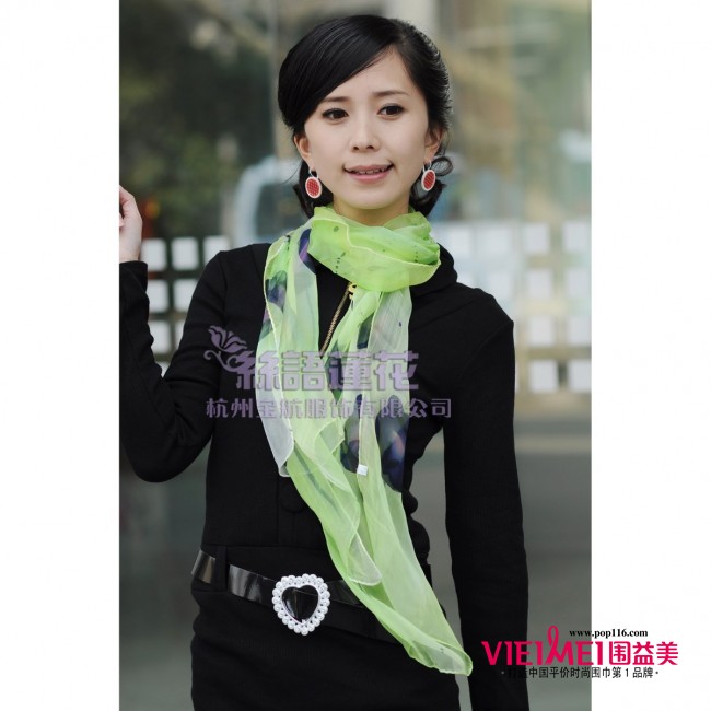 百变丝巾的系法与服饰的完美搭配,最新服装图片-围益美商城