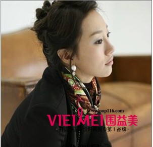小编教你如何用艳丽丝巾装扮成OL女郎,最新服装图片-围益美商城