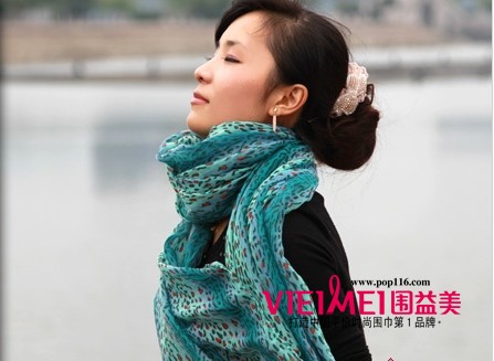 围益美围巾让你更加俏丽,最新服装图片-围益美商城