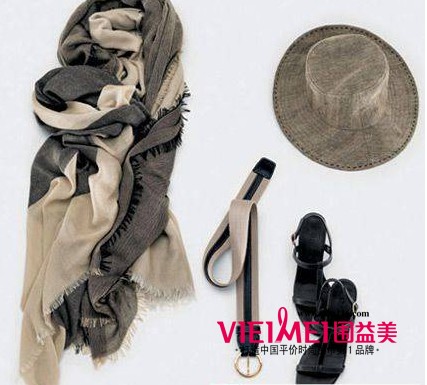 经典黑白配 气质搭配 方案更风采 丝巾随意选更方便,最新服装图片-围益美商城