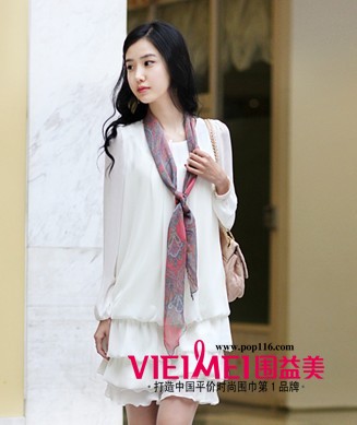 丝巾让你扮出邻家女孩般的气质,最新服装图片-围益美商城
