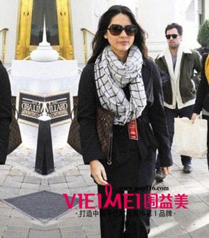 看明星们是如何搭出帅气引人眼球,最新服装图片-围益美商城