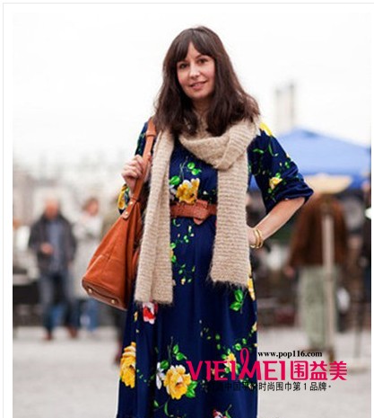 围巾潮款百搭 街拍围你新动~你说呢,最新服装图片-围益美商城